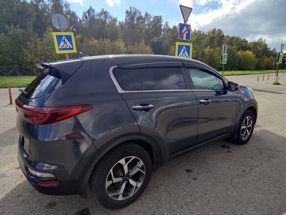 2018 Kia Sportage IV Рестайлинг, серый - вид 1