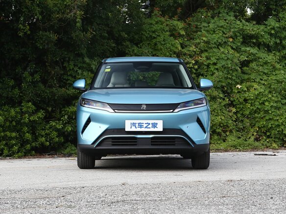 2026 BYD Yuan Up 32 kWh, синий, 1790000 рублей - вид 1
