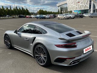 2017 Porsche 911 Turbo VII (991) Рестайлинг, серебристый, 11770000 рублей, вид 5