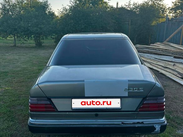 1992 Mercedes-Benz E-Класс 320 I (W124), серый, 250000 рублей - вид 2