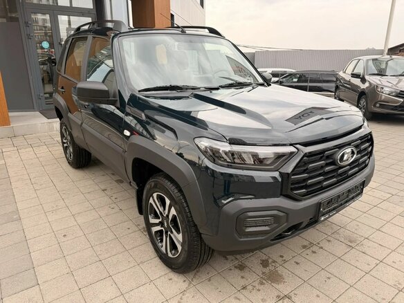 2026 Lada (ВАЗ) Niva Travel I Рестайлинг, зелёный, 1717000 рублей - вид 2