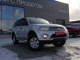 2013 Mitsubishi Pajero Sport II Рестайлинг, серебристый, 1800000 рублей, вид 5
