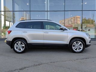2021 Skoda Karoq DSG7 I, серебристый, 2740000 рублей, вид 4