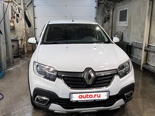 2022 Renault Logan Stepway II Рестайлинг, белый, 1150000 рублей, вид 1