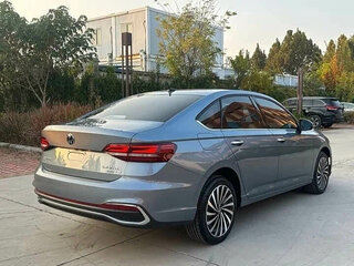 2023 Volkswagen Lavida III Рестайлинг, серый, 1485000 рублей, вид 4