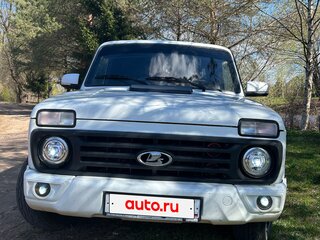 2016 Lada (ВАЗ) 2121 (4x4) I Рестайлинг, белый, 550000 рублей, вид 3