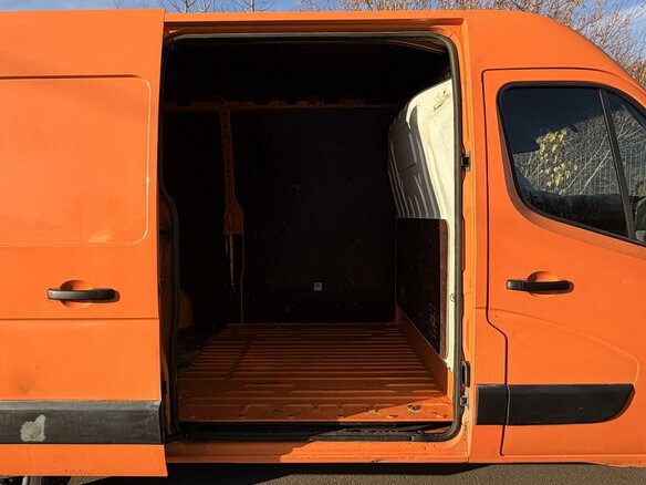 2015 Renault Master, оранжевый, 1699000 рублей - вид 19