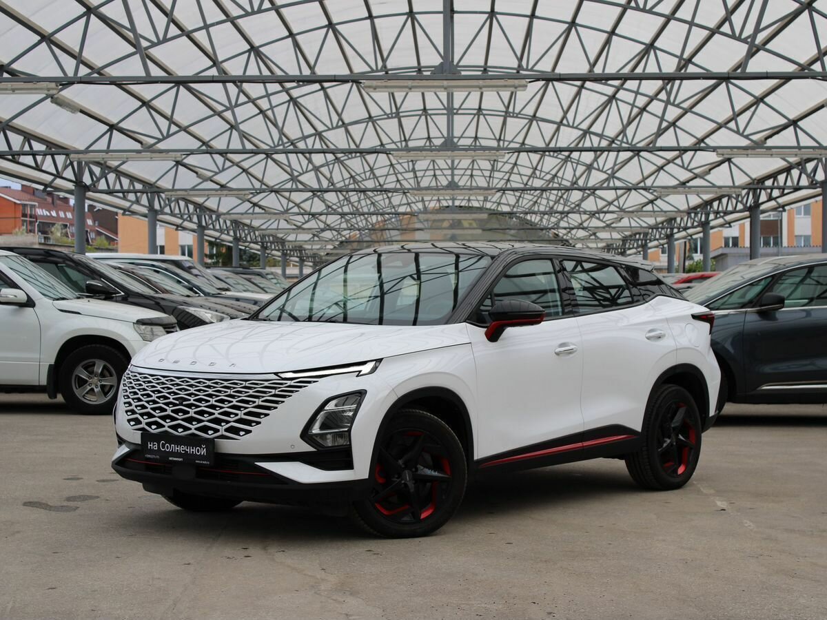 Открыть фотографии: Omoda C5 I