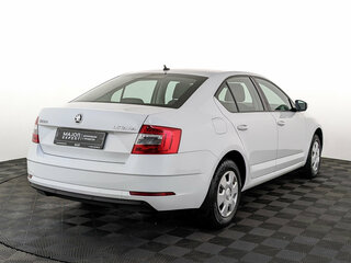 2020 Skoda Octavia III (A7) Рестайлинг, белый, 1880000 рублей, вид 5