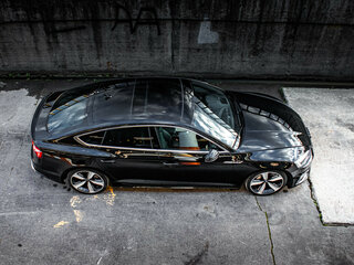 2020 Audi A5 Sportback 45 TFSI II (F5) Рестайлинг, чёрный, 4699000 рублей, вид 4