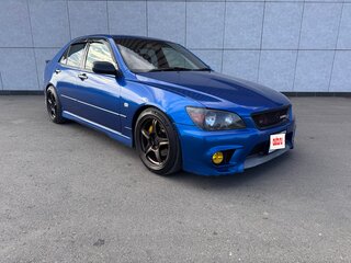 2000 Toyota Altezza, синий, 999000 рублей, вид 4