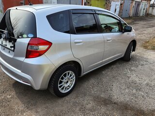 2012 Honda Fit II, серебристый, 900000 рублей, вид 4