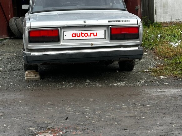 2010 Lada (ВАЗ) 2107, серый, 200000 рублей - вид 2