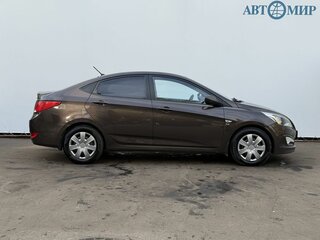2015 Hyundai Solaris I Рестайлинг, коричневый, 800000 рублей, вид 4