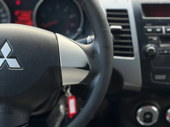 2010 Mitsubishi Outlander II Рестайлинг, серебристый, 909000 рублей - вид 26
