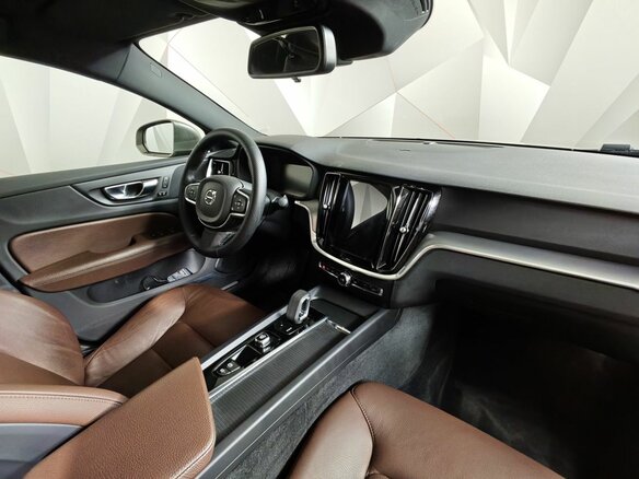 2022 Volvo S60 III, серый - вид 12