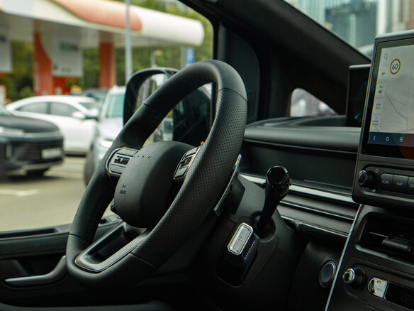2026 Hyundai Staria I Рестайлинг, чёрный, 6690000 рублей - вид 34