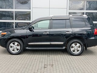 2015 Toyota Land Cruiser 200 Series Рестайлинг 1, чёрный, 3505000 рублей, вид 4