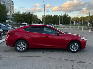 2016 Mazda Axela III Рестайлинг, красный, 1500000 рублей, вид 3