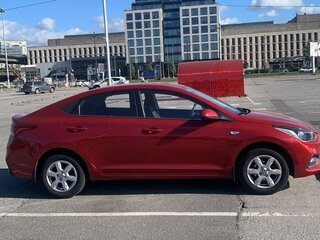 2018 Hyundai Solaris II, красный, 1500000 рублей, вид 5