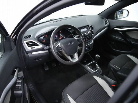 2020 Lada (ВАЗ) Vesta SW Cross I, чёрный, 1150000 рублей - вид 9