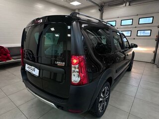 2026 Lada (ВАЗ) Largus Cross I Рестайлинг, чёрный, 2022000 рублей, вид 4