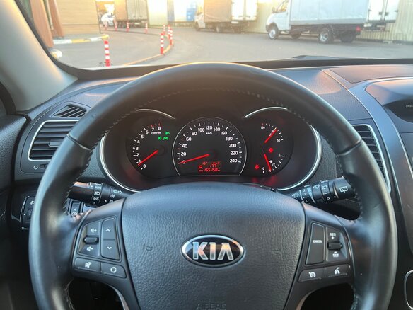 2018 Kia Sorento II Рестайлинг, белый - вид 17
