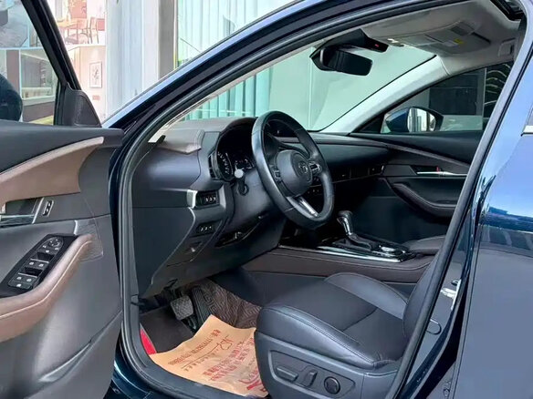 2023 Mazda CX-30 I, синий, 2010000 рублей - вид 9