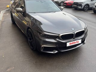 2020 BMW 5 серии M550d xDrive VII (G30/G31/G38), серый, 7000000 рублей, вид 2