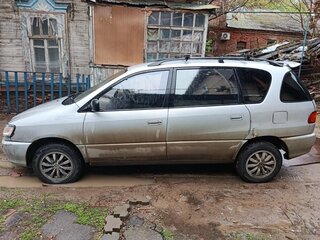1997 Toyota Ipsum I (M10), серый, 350000 рублей, вид 5