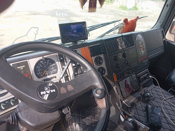 2001 MAN F 2000, оранжевый, 4000000 рублей - вид 5