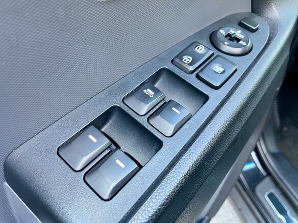 2011 Kia Sportage III, чёрный, 1210000 рублей - вид 19