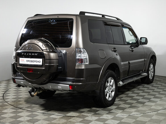 2011 Mitsubishi Pajero IV Рестайлинг 1, коричневый, 1549585 рублей - вид 4