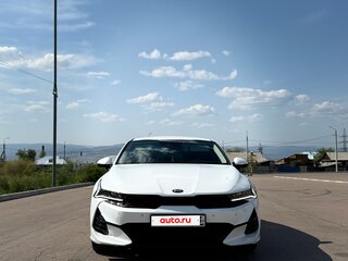 2020 Kia K5 III, белый, 2900000 рублей, вид 3