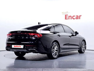 2023 Kia K5 III, чёрный, 2000000 рублей, вид 3
