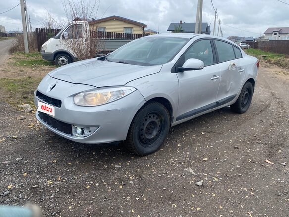 2011 Renault Fluence I, серый, 350000 рублей