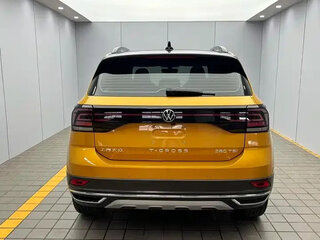 2023 Volkswagen T-Cross I (China Market), жёлтый, 1770000 рублей, вид 5