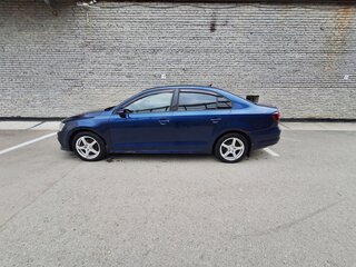 2016 Volkswagen Jetta VI Рестайлинг, синий, 550000 рублей, вид 5