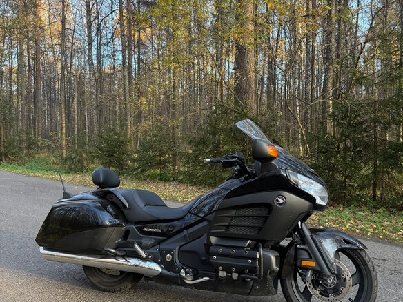 2013 Honda GL 1800 Gold Wing, чёрный, 1050000 рублей