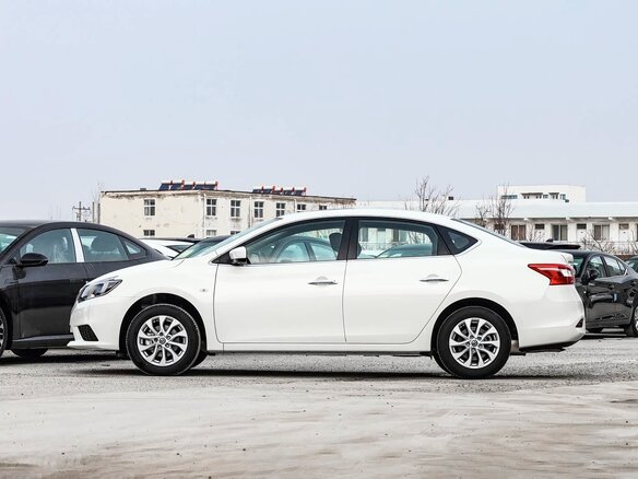 2026 Nissan Sylphy III (China Market) Рестайлинг, белый - вид 7