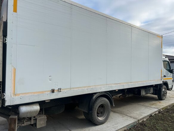2013 Fuso (Mitsubishi) Canter, белый, 1700000 рублей - вид 5