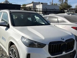 2026 BMW X1 Long 25Li xDrive III (U11/U12), белый, 5280000 рублей, вид 3