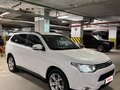 2012 Mitsubishi Outlander III, белый, 1200000 рублей - вид 2