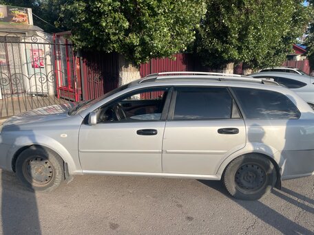 2010 Chevrolet Lacetti I, серебристый, 430000 рублей, вид 2