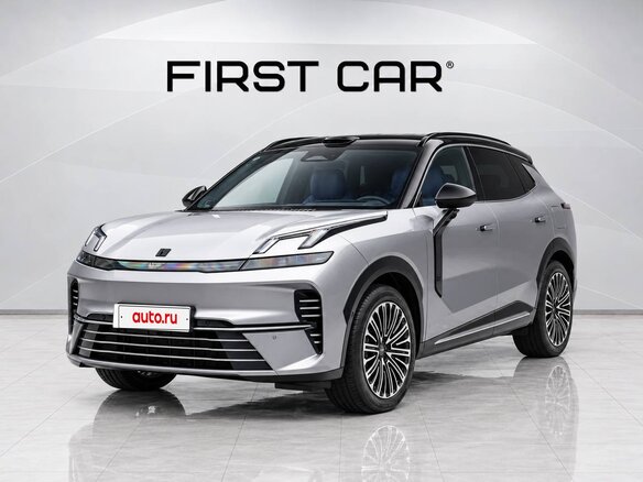 2026 Lynk & Co 08 EM-P 38.2 kWh I Рестайлинг, серебристый, 5490000 рублей - вид 3