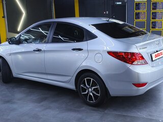 2014 Hyundai Solaris I, серебристый, 780000 рублей, вид 5