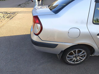 2005 Renault Symbol I Рестайлинг, серый, 210000 рублей, вид 3