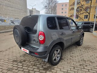 2014 Chevrolet Niva I Рестайлинг, серый, 650000 рублей, вид 4