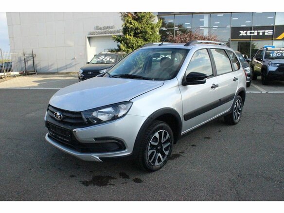 2026 Lada (ВАЗ) Granta Cross I Рестайлинг, серебристый, 1216000 рублей
