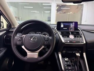 2020 Lexus NX 200 I Рестайлинг, белый, 2450000 рублей, вид 4